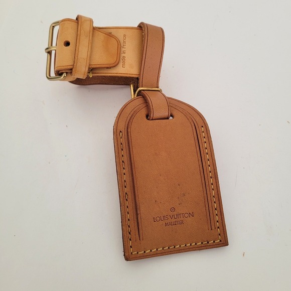 Louis Vuitton Other - Louis Vuitton Vachetta Leather Luggage Tag and Handle Binder Set Tan Made France